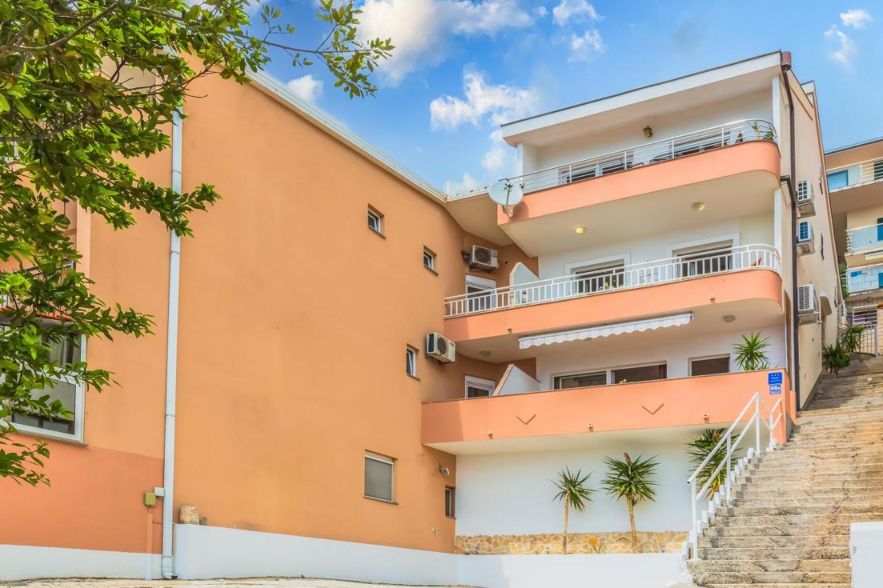Apartmani Nikola Baška Voda Exterior foto